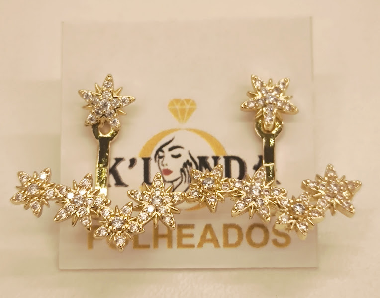 BRINCO ESTRELAS CRAVEJADAS - SEMIJOIAS - COD 848