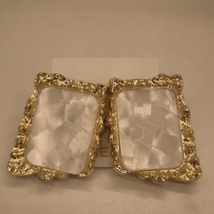 BRINCO QUADRADO MARMORADO