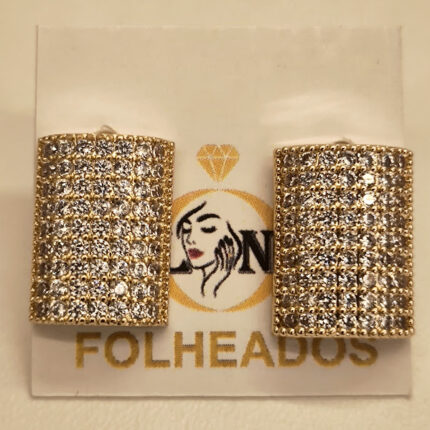 BRINCO RETANGULO CRAVEJADO